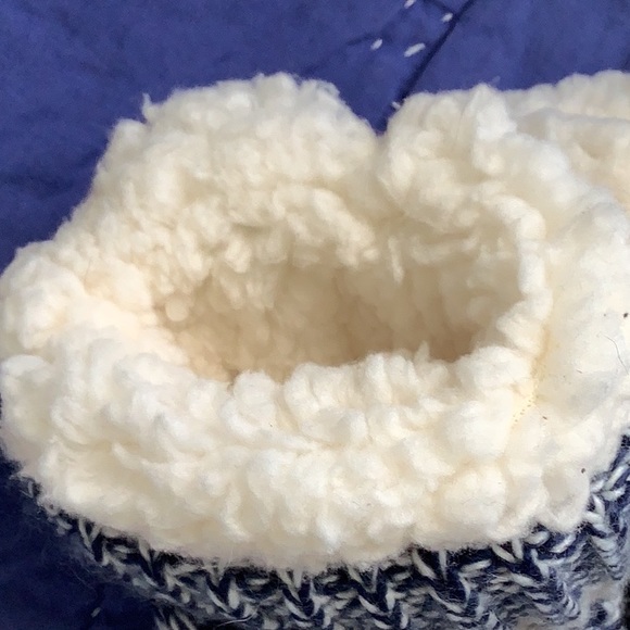 2 pairs of slipper socks - Picture 6 of 9